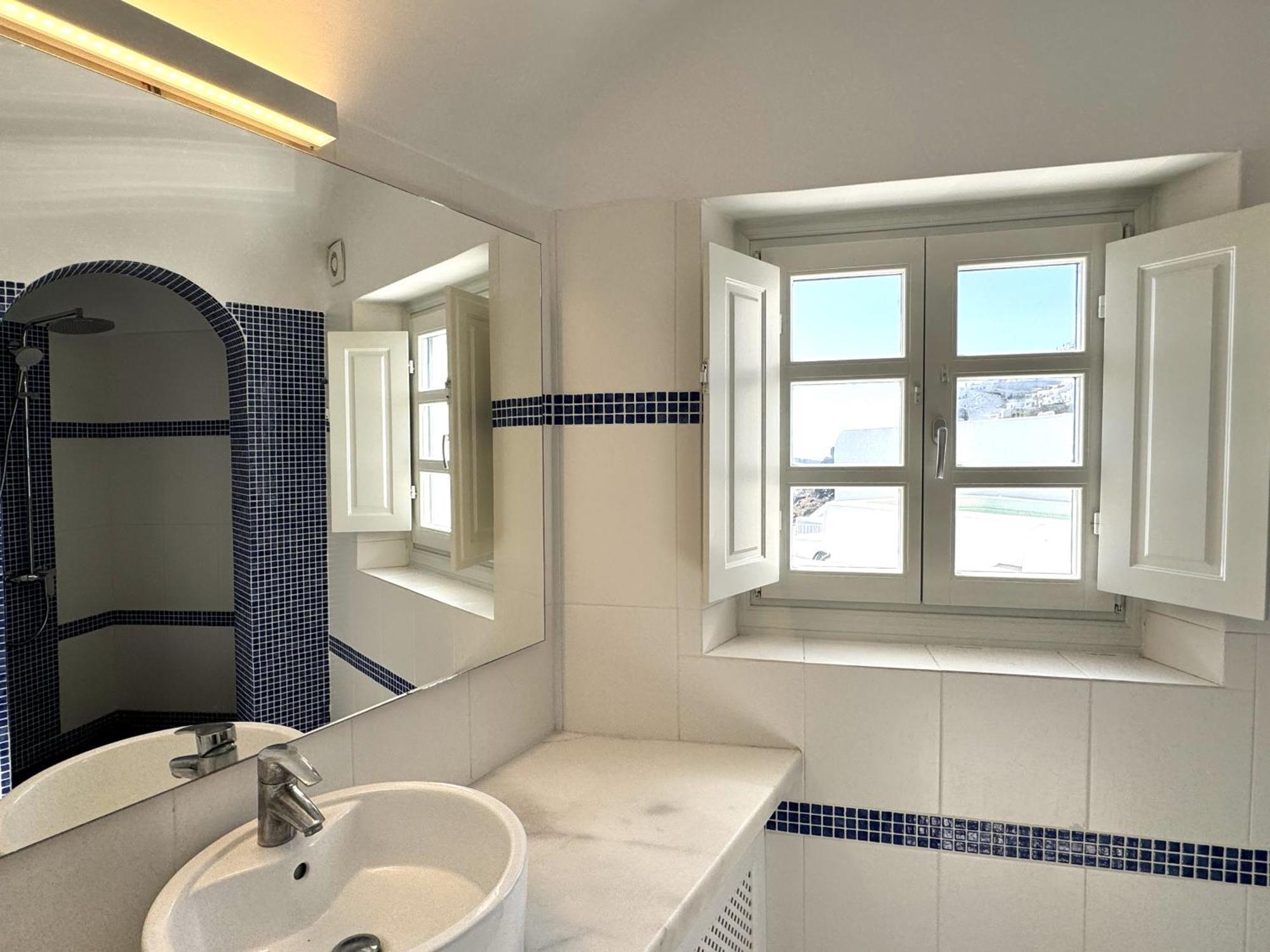 Ater Albus Collection By K&k Imerovigli (Santorini)