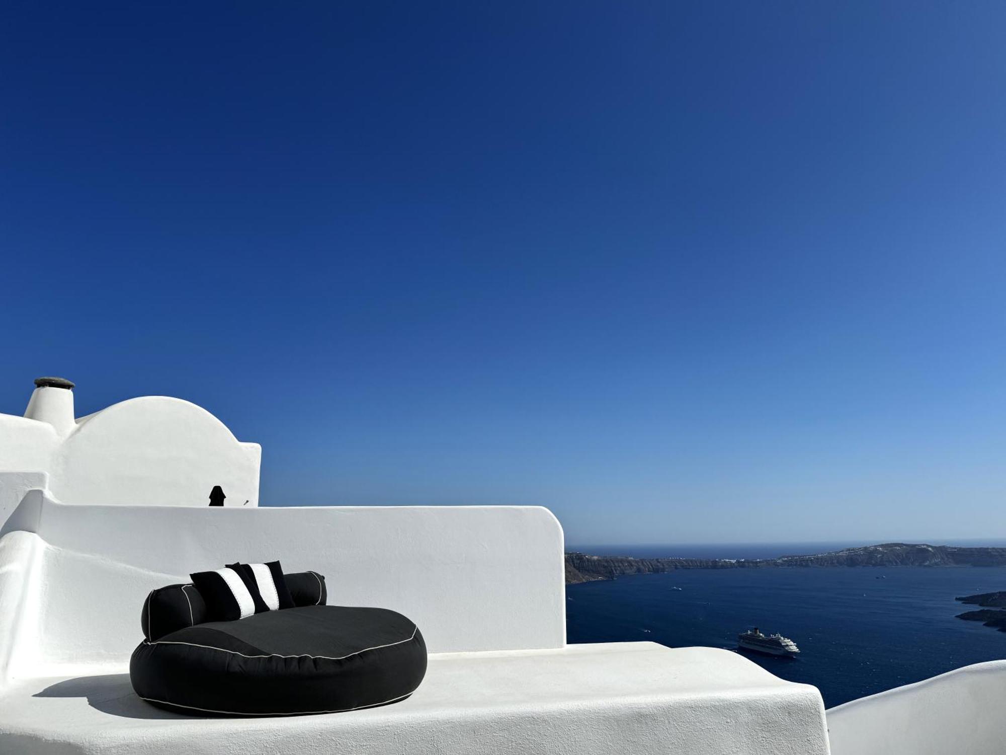 Ater Albus Collection By K&k Imerovigli (Santorini)