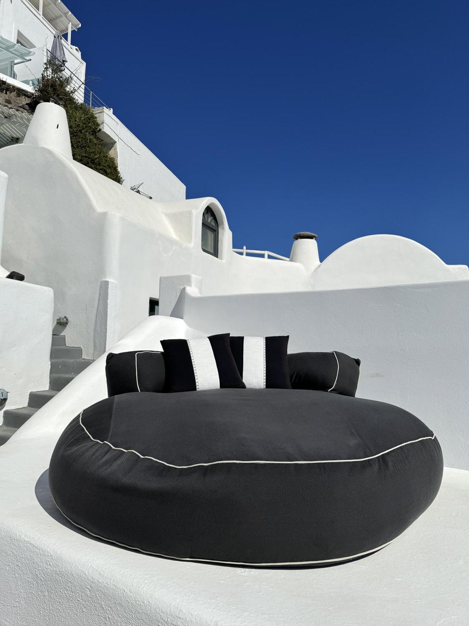 Villa Ater Albus Collection By K&k *