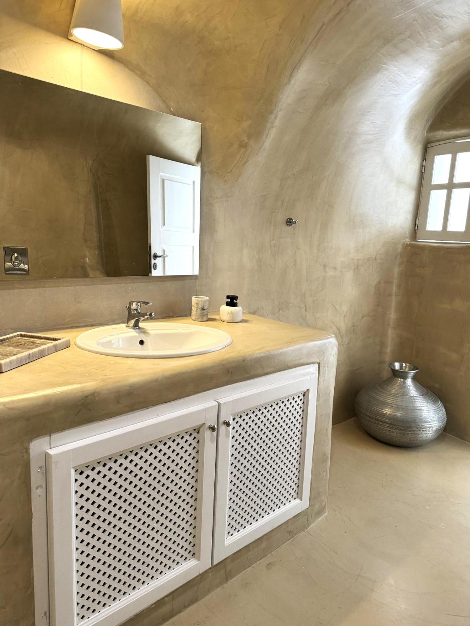Ater Albus Collection By K&k Imerovigli (Santorini)