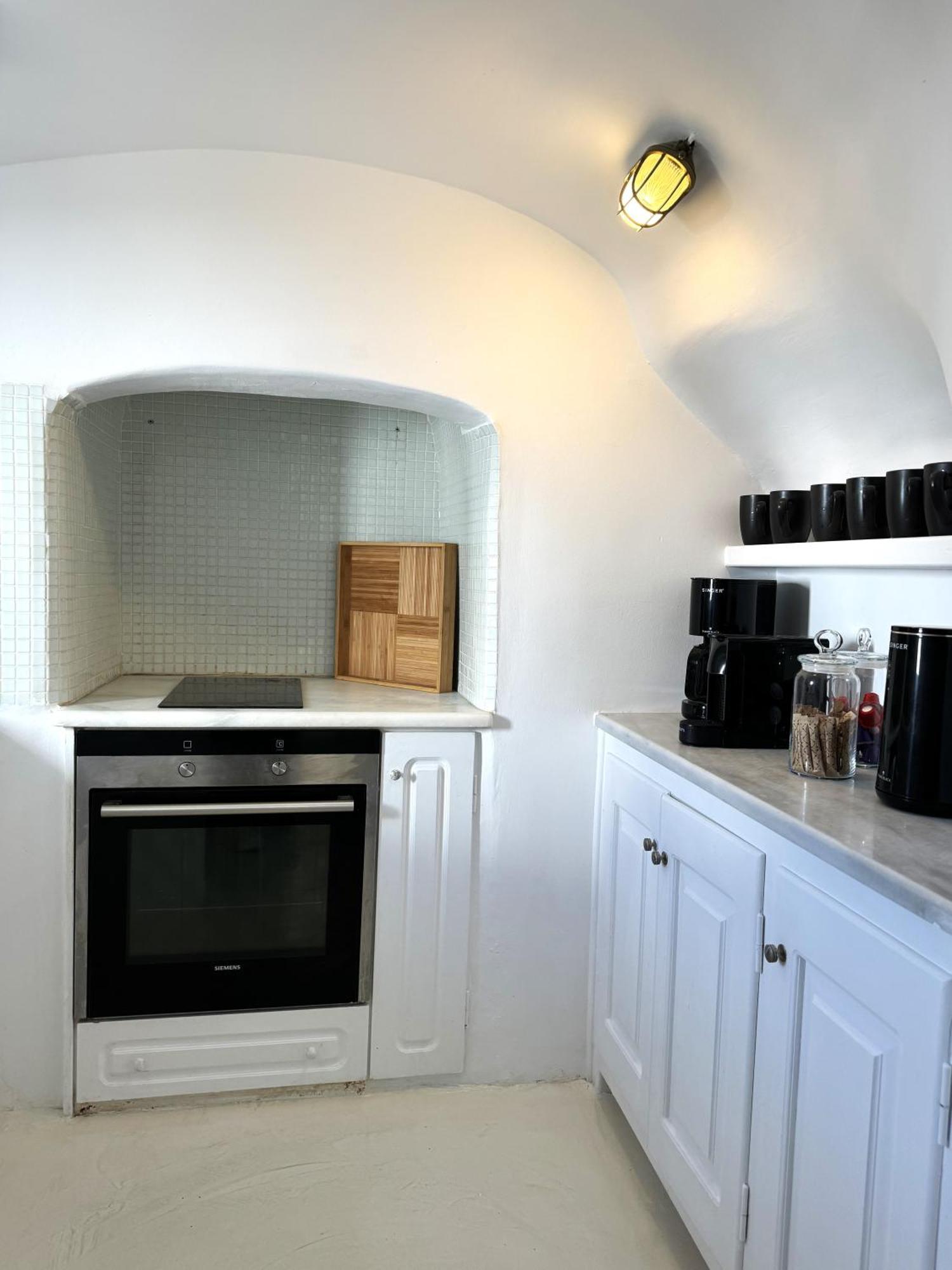 Villa Ater Albus Collection By K&k Imerovigli (Santorini)