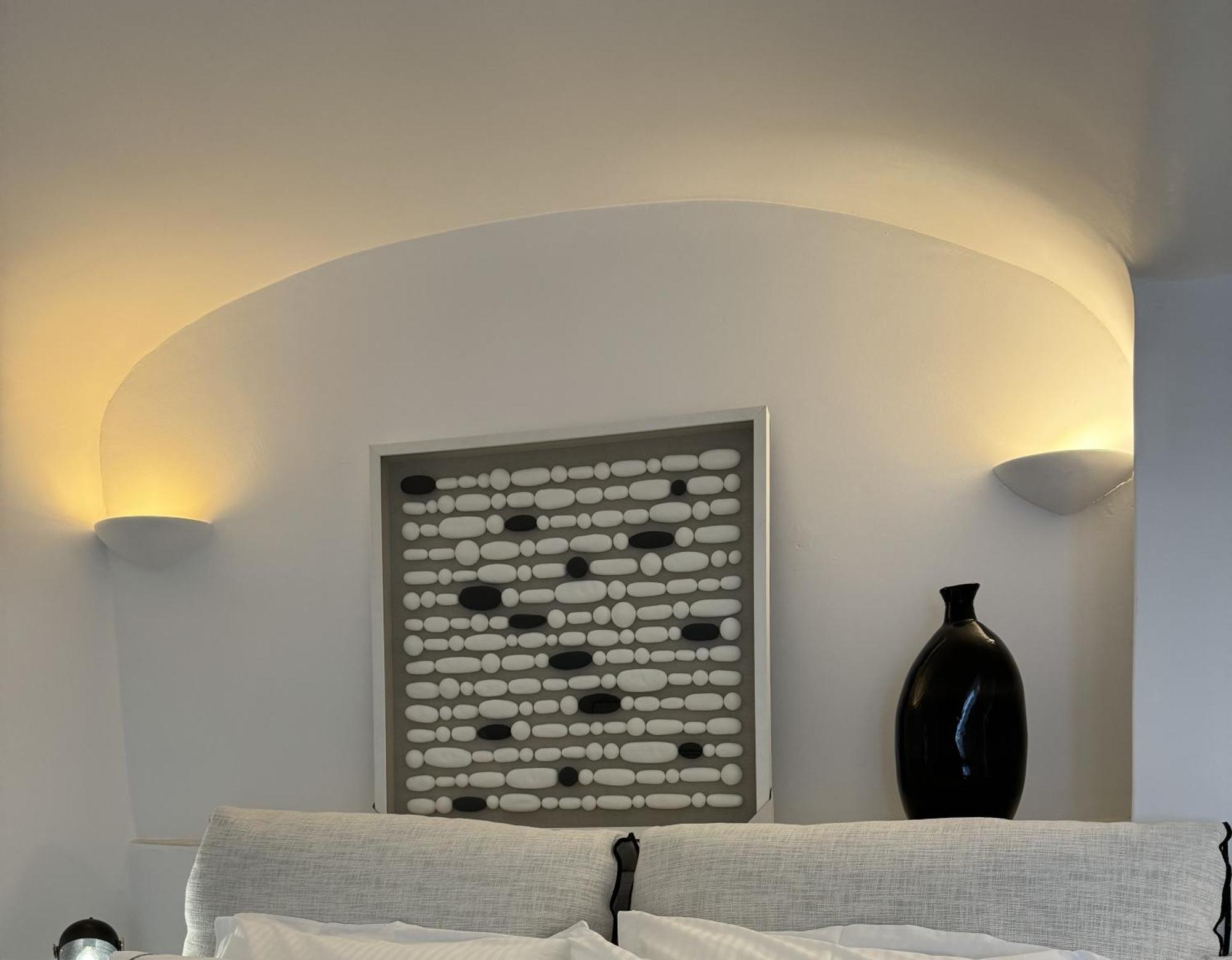 Ater Albus Collection By K&k Villa *